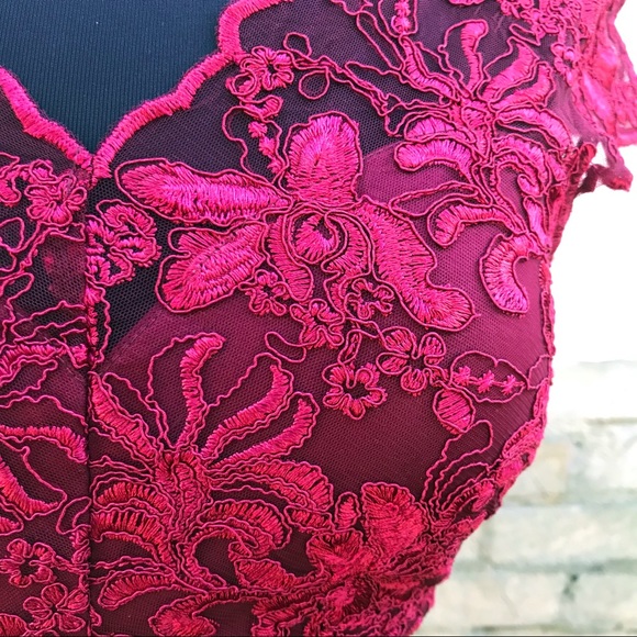 SOIEBLU Embroidered Lace Dress - Picture 2 of 6